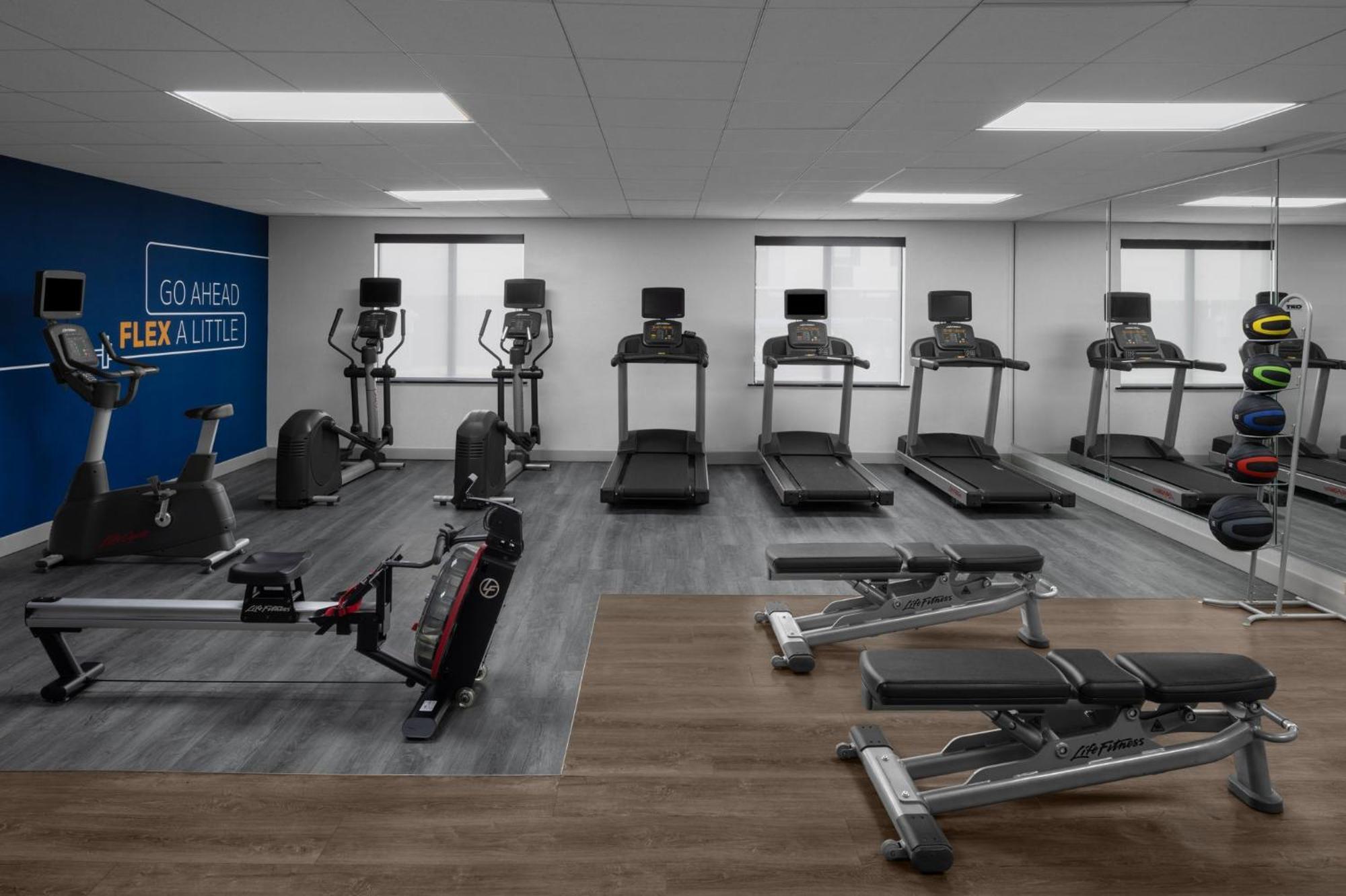 Holiday Inn Express & Suites Midland Loop 250 By Ihg Kültér fotó