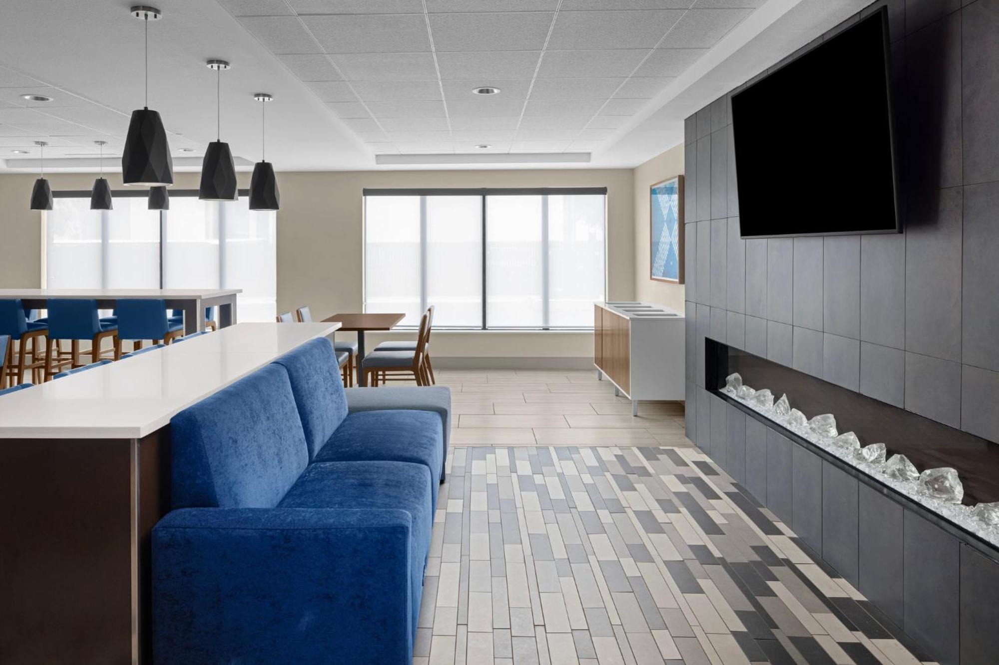Holiday Inn Express & Suites Midland Loop 250 By Ihg Kültér fotó